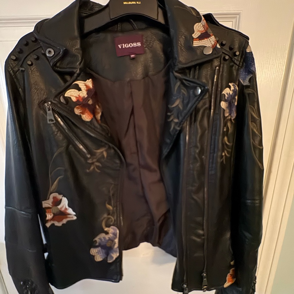 Vigoss Black Floral Women's embroidered Jacket